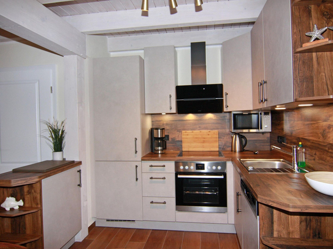 Private kitchen 5, Doppelhaushalfte Dunenhaus II, Trassenheide, Vorpommern-Greifswald