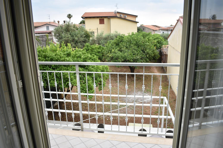Others 2, B&B Da Zio Peppe, Cosenza