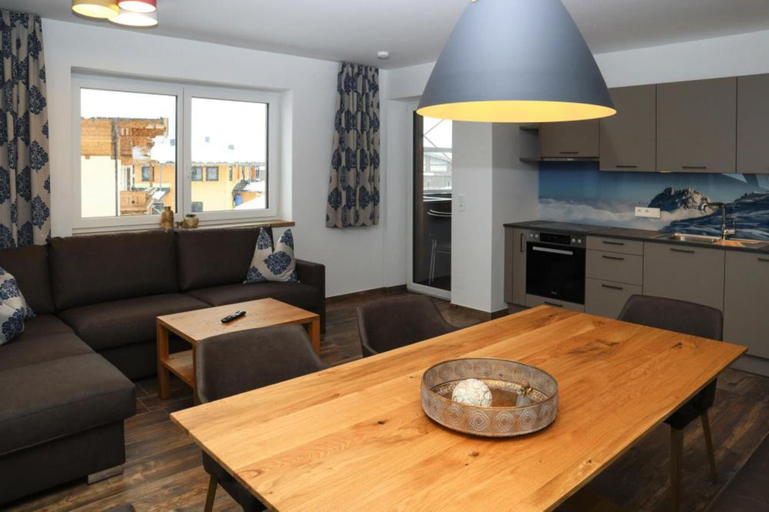 Others 3, Apartment in Bramberg am Wildkogel With Barbecue, Zell am See