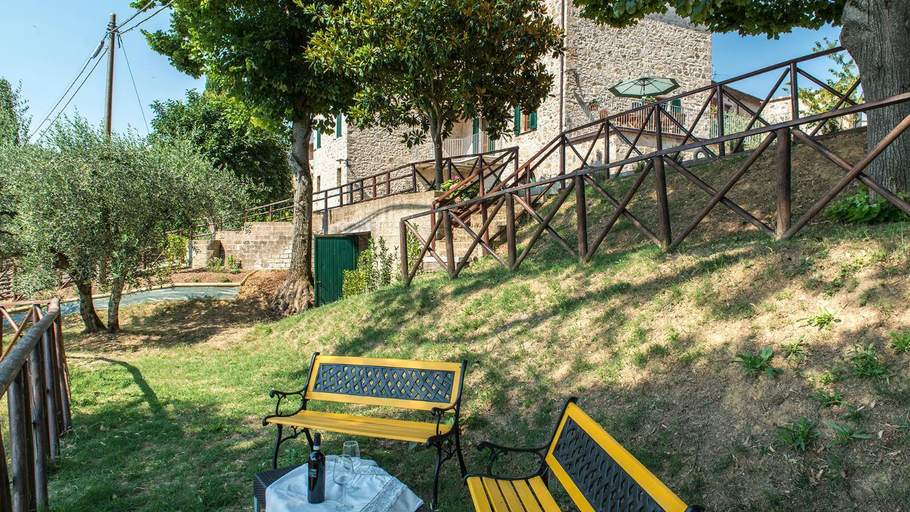 Others 5, Casa Elia 6, Emma Villas, Siena
