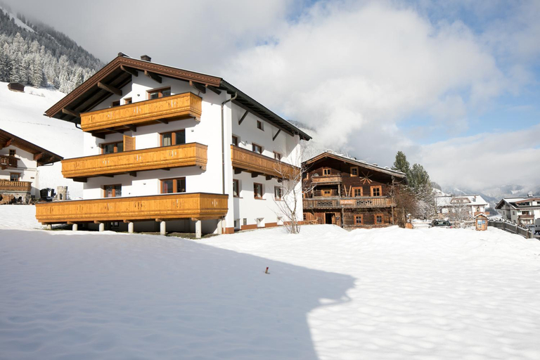 Others 4, Apart Jochler, Schwaz