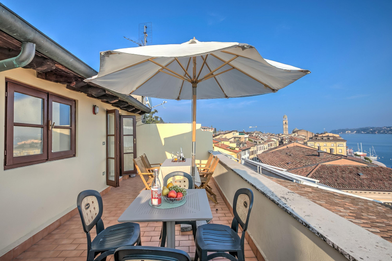 Room 3, Laetitia Historic Center Fantastic View L, Brescia