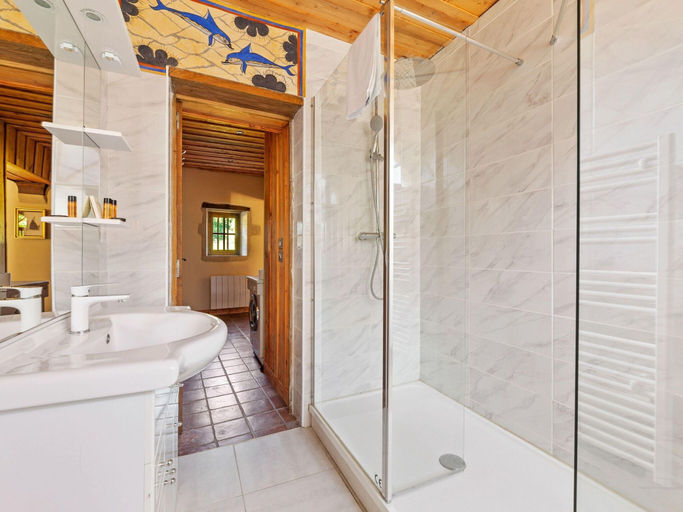Bathroom 3, Norman Manor House 8-10 Pers, Calvados