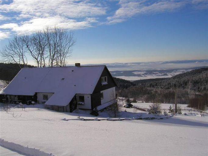 Room 2, Marie Pavla With 7 Bedrooms and 4 Bathrooms, Karlovy Vary