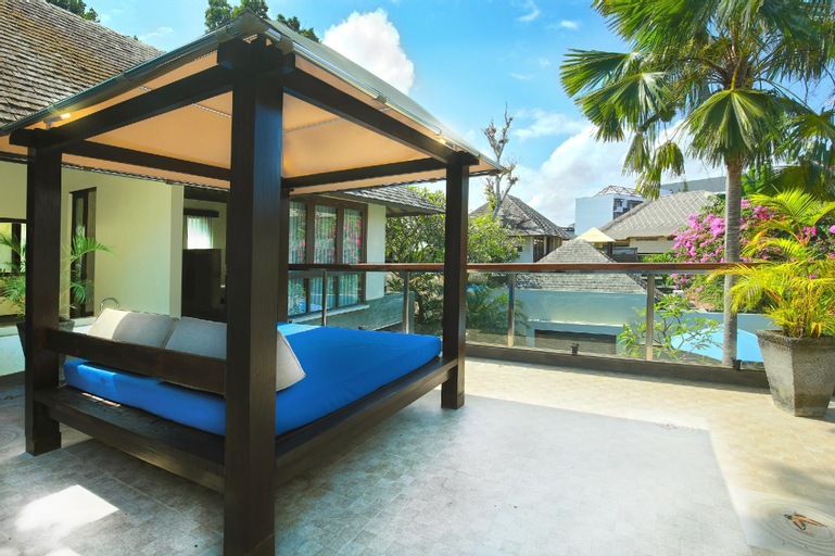 Swimming Pool 16
