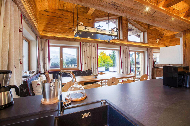 Others 5, Chalet in Konigsleiten With Mountain Views & Spa, Zell am See