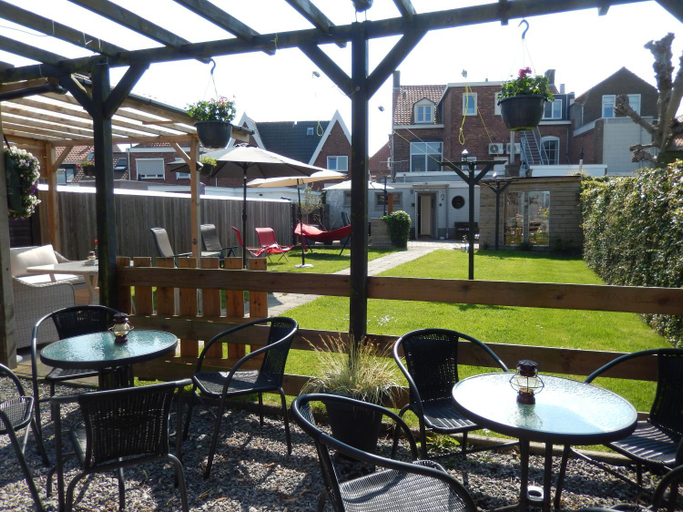 Others 3, B&B De Passant, Sluis