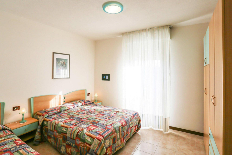 Bedroom 2, Residence Villaggio Lido del Sole 1, Bibione, Venezia
