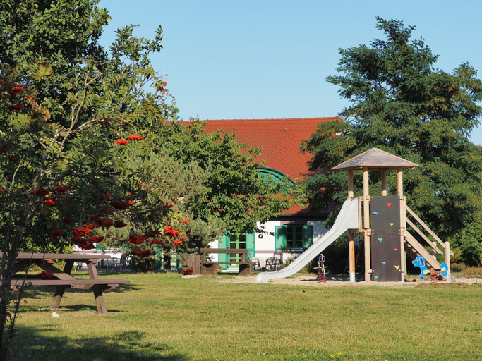 Pool 2, Wohnung im Feriendorf Rugana, Vorpommern-Rügen