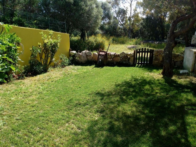 Others 5, Apartment in Sardinia Near Surf Paradise, Olbia-Tempio