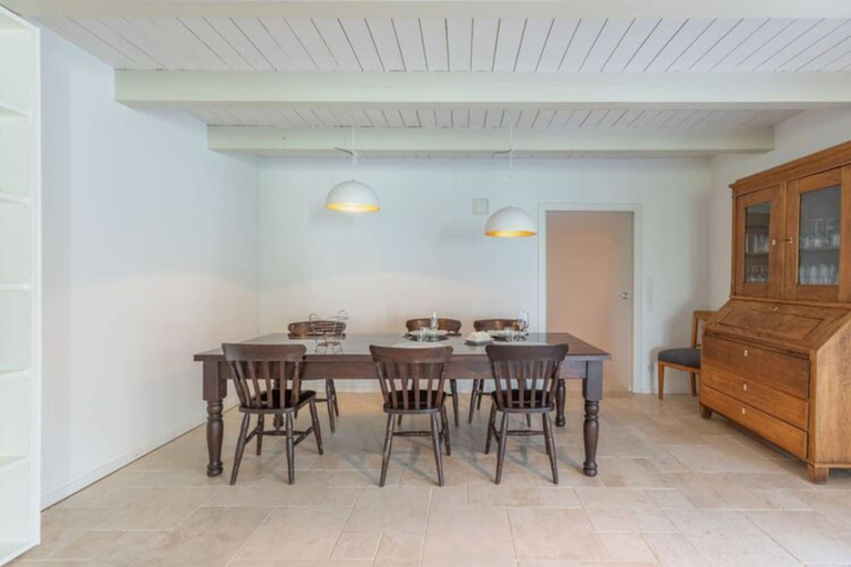 Dining 4, Historisches Reetdachhaus in Ruhiger Lage, Nordfriesland