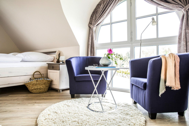 Living room 4, Luxushaus Boddenkuste mit Sauna, Vorpommern-Rügen