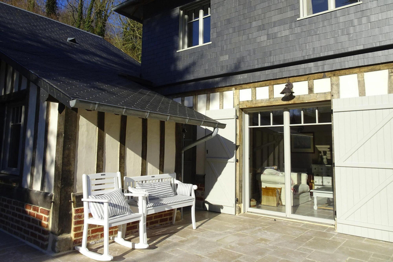 Exterior 2, House in Normandy With Sauna & Coastal Charm, Seine-Maritime