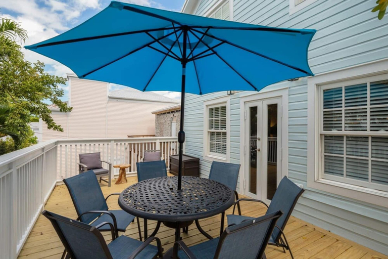 BBQ/picnic area 5, Cloud Suite on Duval Luxury Condo Epic Location, Monroe