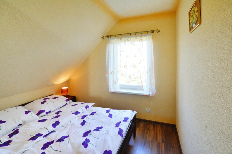 Room 2, Comfortable Holiday Homes, Pool, Sauna, Jacuzzi, Koszalin