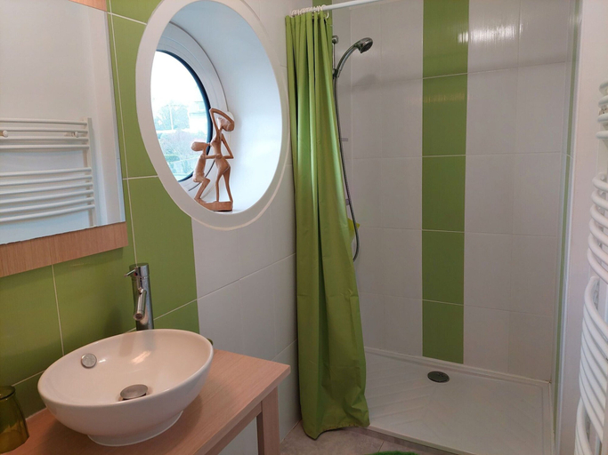 Bathroom 2, Villa With Panoramic sea View, Finistère