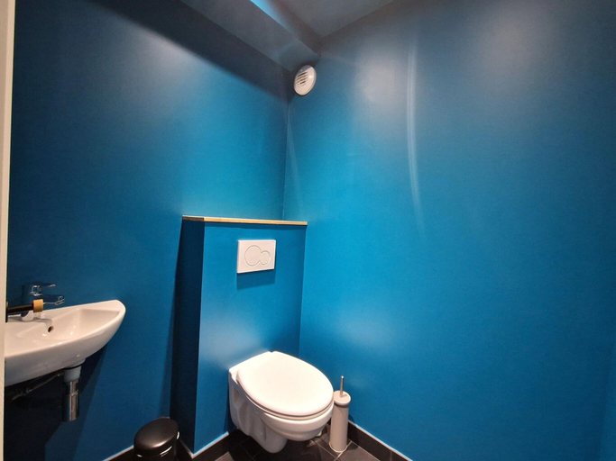 Bathroom 4, Apartment in Concarneau Near Seafront, Finistère