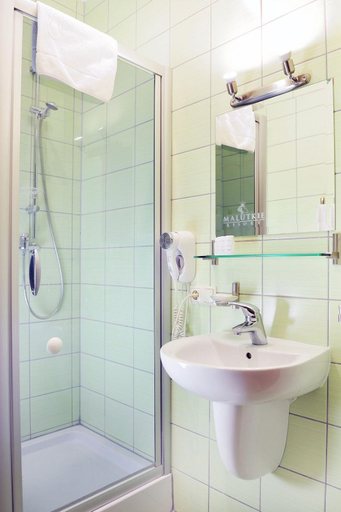 Bathroom 3, Malutkie Resort, Radomsko