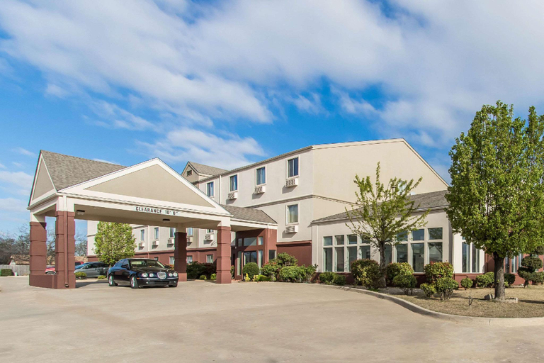 Exterior & Views 2, Quality Inn Moore - Oklahoma City, Oklahoma