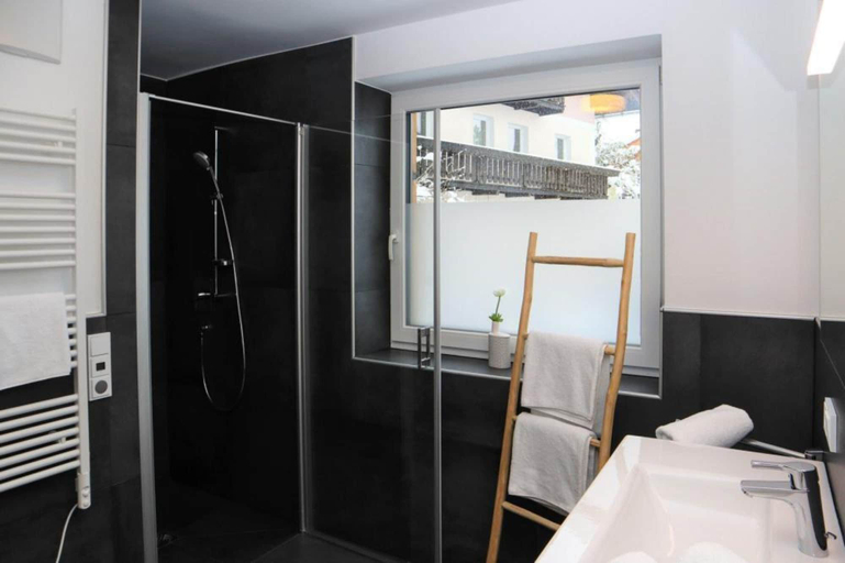 Bathroom 5, Apartment in Bramberg am Wildkogel With Sauna, Zell am See
