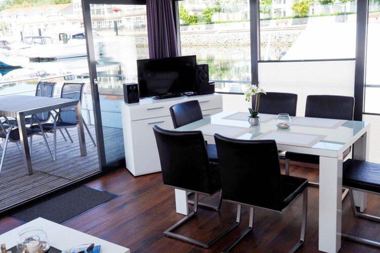 Dining 3, Hausboot in Boltenhagen, Nordwestmecklenburg