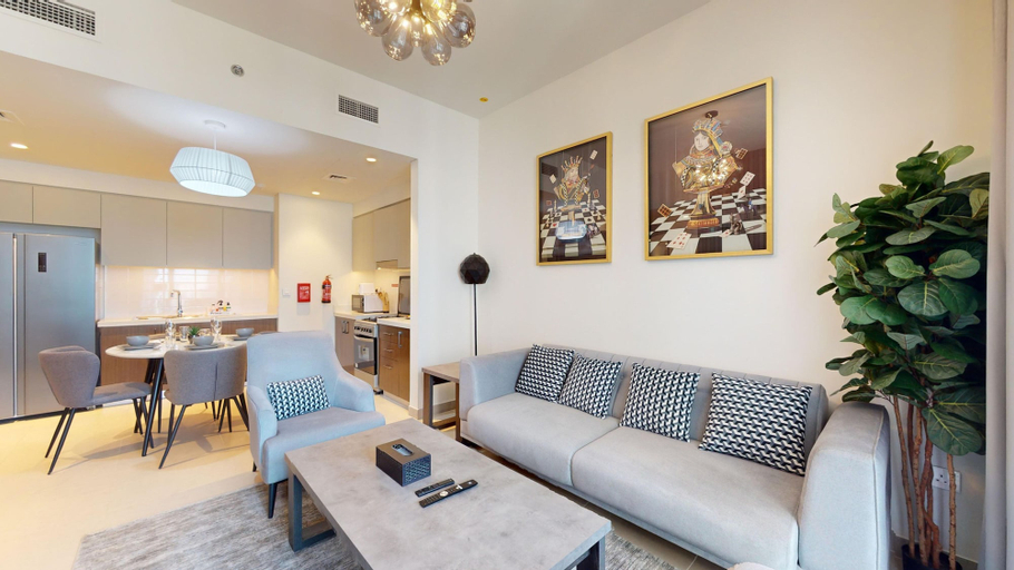 Room 5, Downtown - Forte 1 1705, Dubai