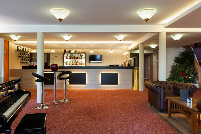 Public Area 2, Logis Hotel Altina, Eure