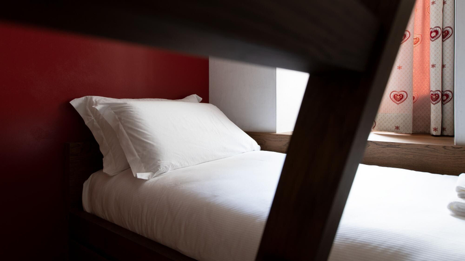 Room 5, So-b049-morc4a1 - Bajona, Sondrio
