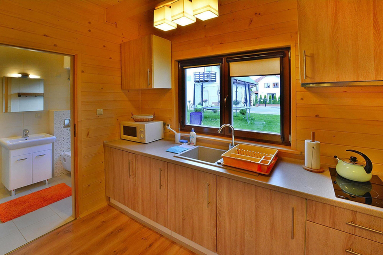 Private kitchen 3, Holiday Homes Close to the Beach, Pool, Sauna, Kołobrzeg