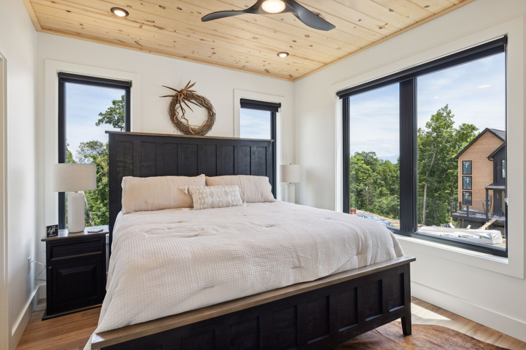 Bedroom 3, Brand New Private Pool Theater Game Room, Sevier