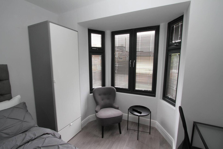 Others 3, New Cosy Studio in London!, London