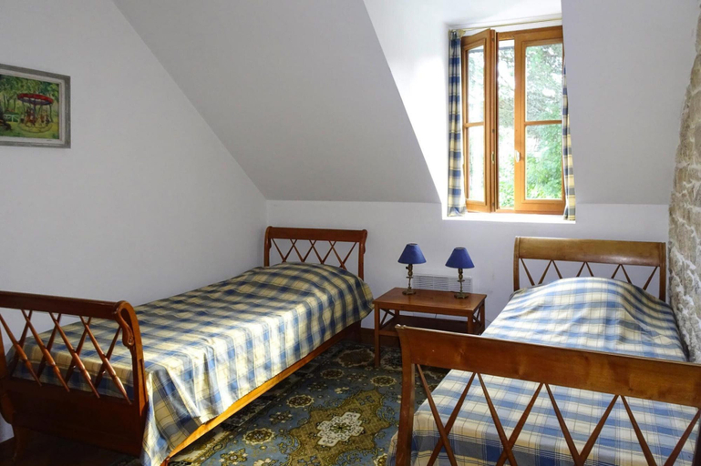 Bedroom 2, Apartment in Benodet near Sandy Beaches, Finistère