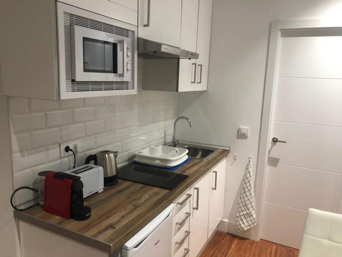 Private kitchen 5, Madrid City Apartment, Madrid