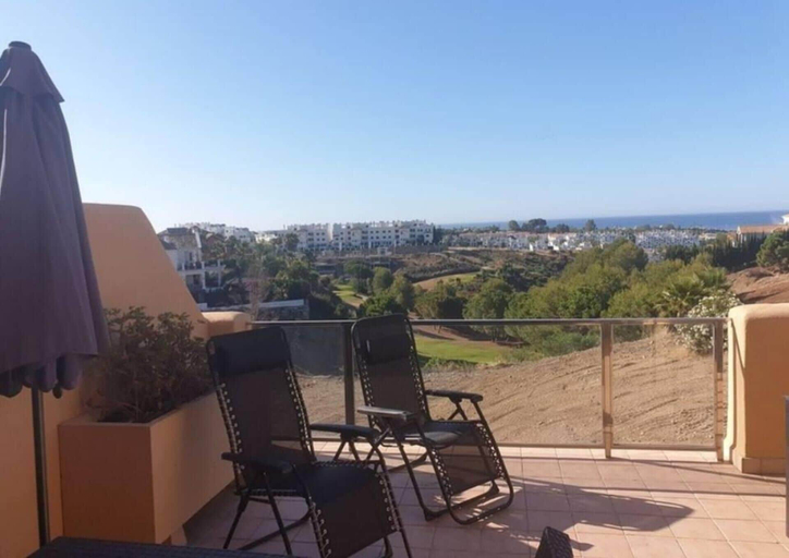Property grounds 4, 2 Bed Flat-sleeps4-pets-pool-parking-golfclub, Málaga