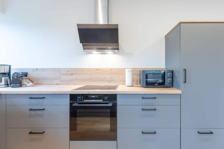 Private kitchen 3, Moderne Doppelhaushalfte in Niebull, Nordfriesland