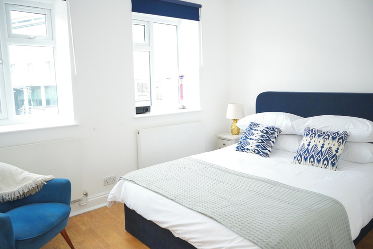 Room 4, Fun Energetic Oasis in Islington - Sleeps6, London