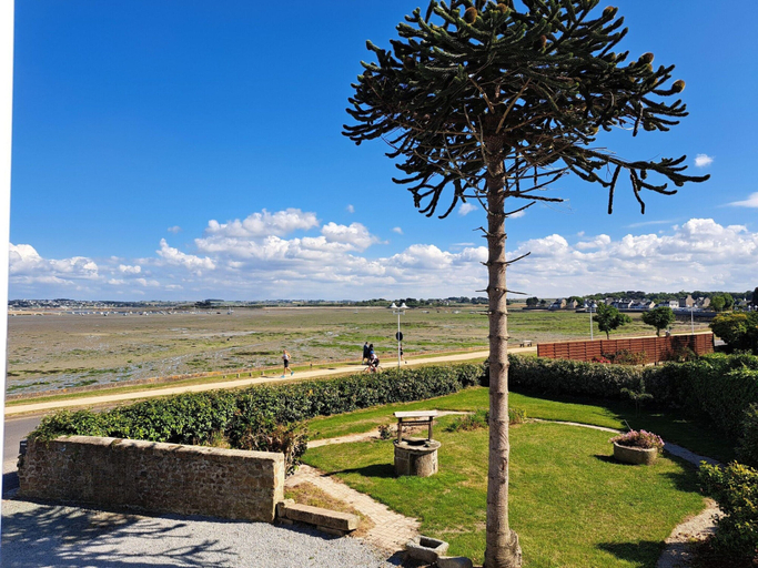 View from property 4, XXL Holiday Home Directly by the sea, Finistère