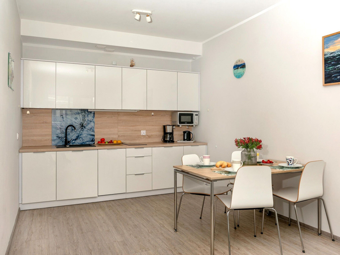 Others 2, Holiday Apartment Right on the Beach, Pobierowo, Kamień