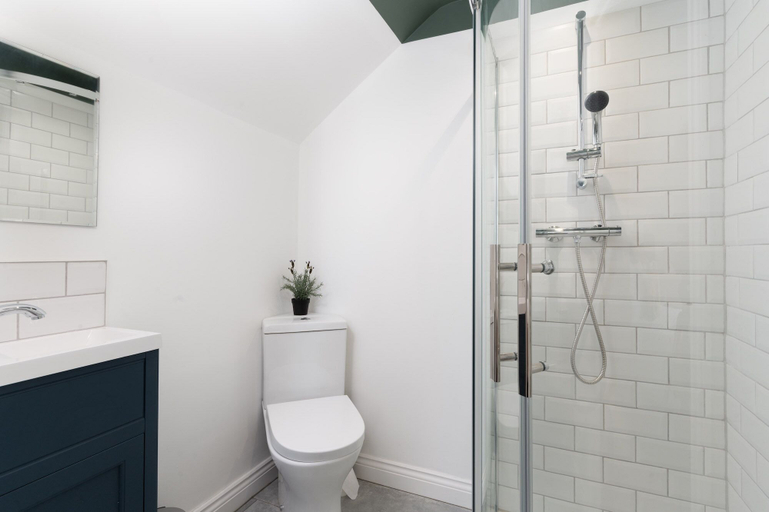 Bathroom 5, 4-bed Cottage - Pets With Garden & Wood Burner, Cornwall