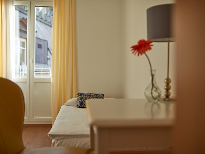 Bedroom 10