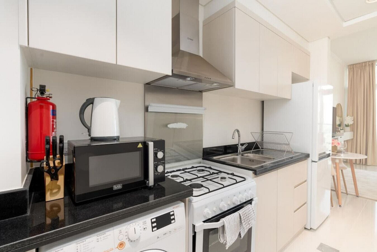 Others 5, Neat Studio at Carson C, Dubai