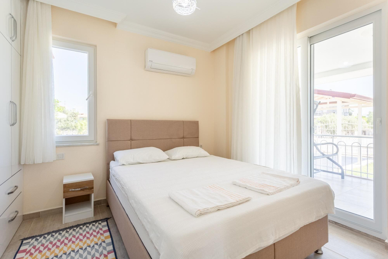 Others 5, Villa Veli in Dalyan, Ortaca