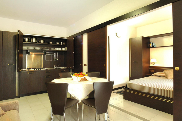 Others 3, Nice Apartment in Loano With Shared Pool, Savona