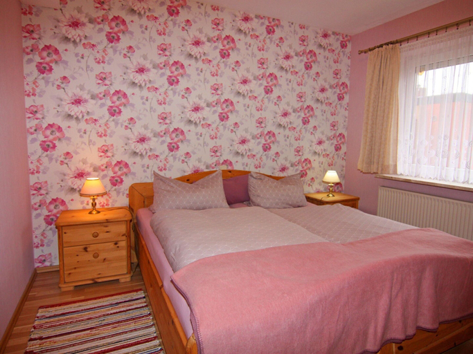 Room 4, Apartment in Bsum With Garden, Dithmarschen