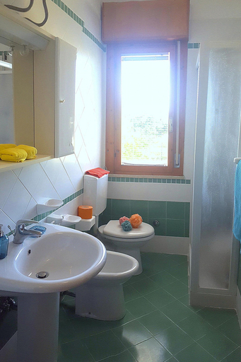 Bathroom 2, Villas Nautilus With Shared Pool in Bibione, Venezia