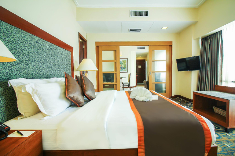 Bedroom 24