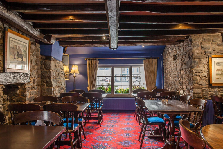 Food & Drinks 5, The King s Head, Carmarthenshire