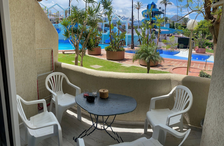 Others 4, Benal Beach Resort, Pools&slides are Already Open, Málaga