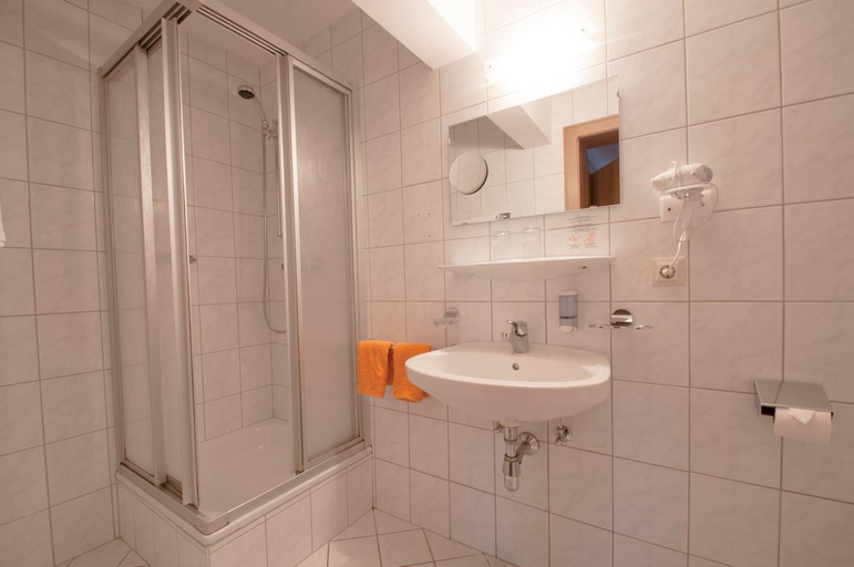 Bathroom, Hotel Alpenfriede, Imst