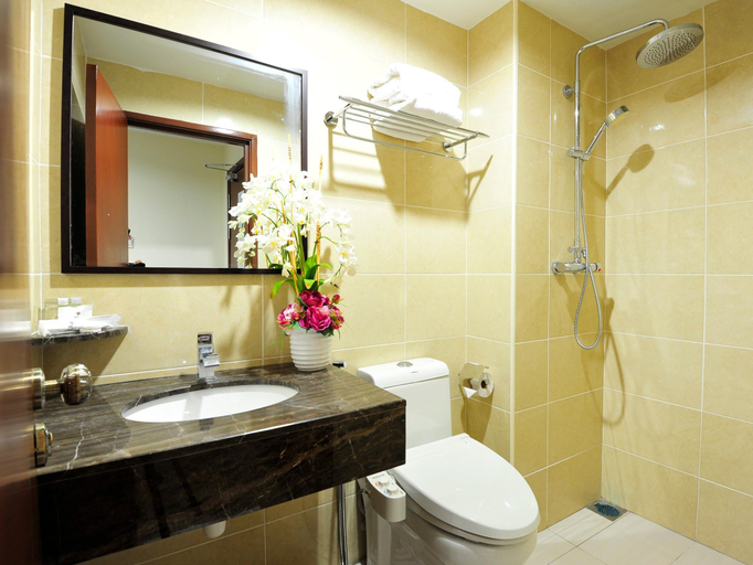 Bathroom 4